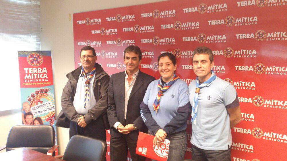 Convenio Scouts Valencians i Terra Mitica